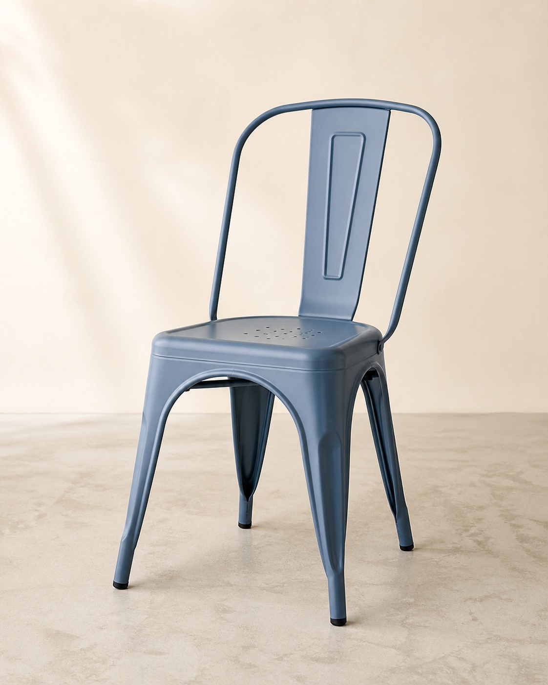Steel tube bistro chair