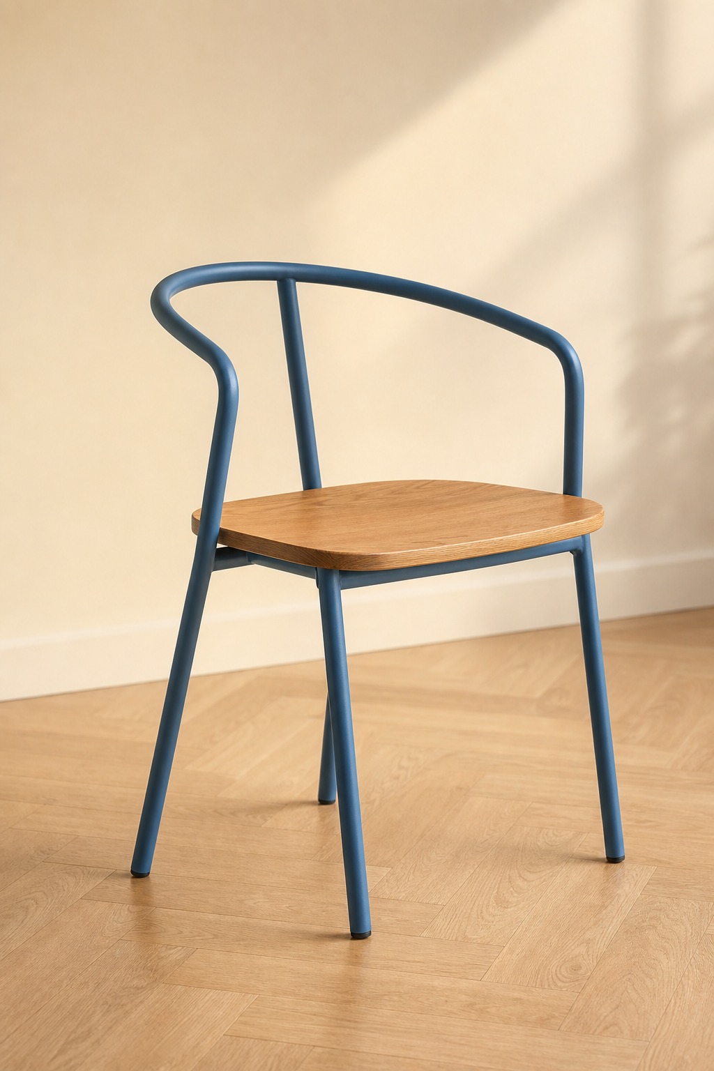 Metal frame chair with wooden seat